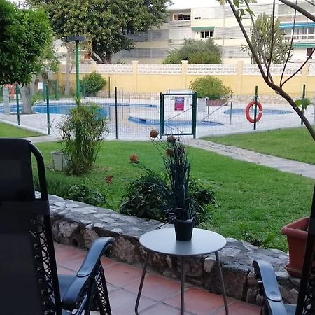 Beautiful Apartment In La Carihuela, Torremolinos Zewnętrze zdjęcie