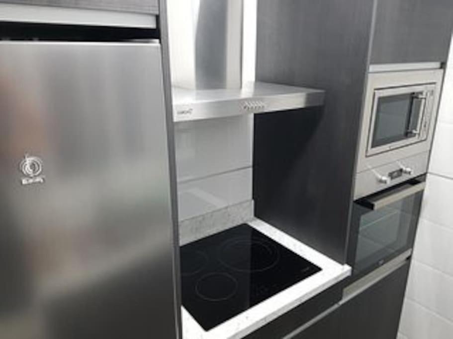 Beautiful Apartment In La Carihuela, Torremolinos Zewnętrze zdjęcie