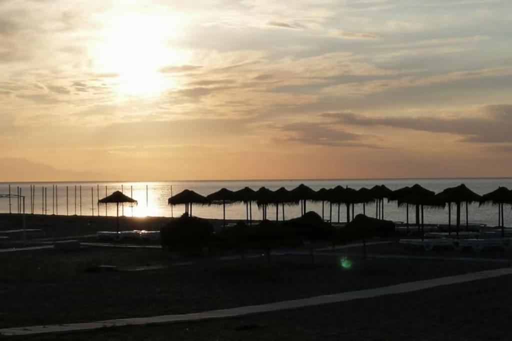Beautiful Apartment In La Carihuela, Torremolinos Zewnętrze zdjęcie