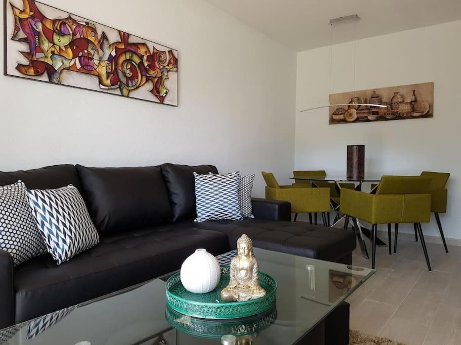 Beautiful Apartment In La Carihuela, Torremolinos Zewnętrze zdjęcie
